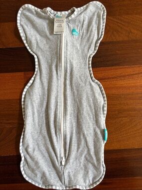 Love to Dream Gray Swaddle Sleep Sack (no tear or steins)